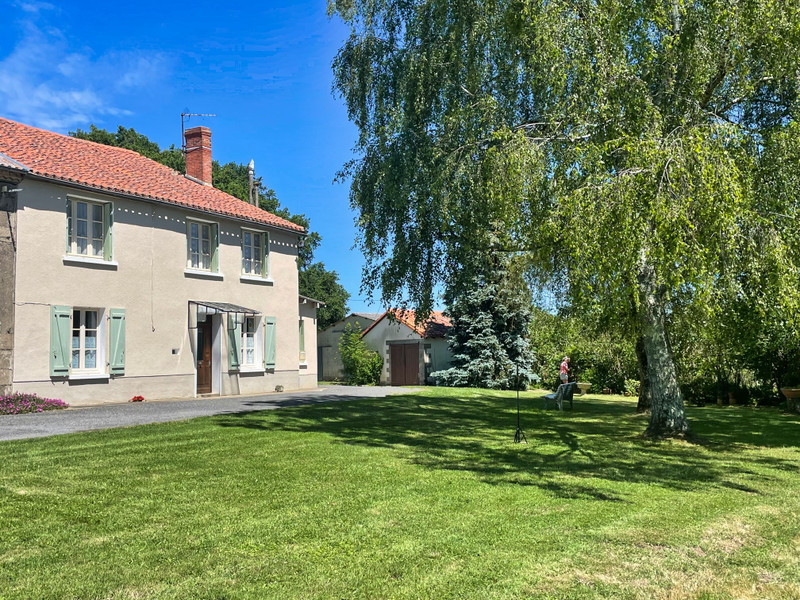 Maison à vendre en Limousin Haute Vienne Saint Martial sur Isop