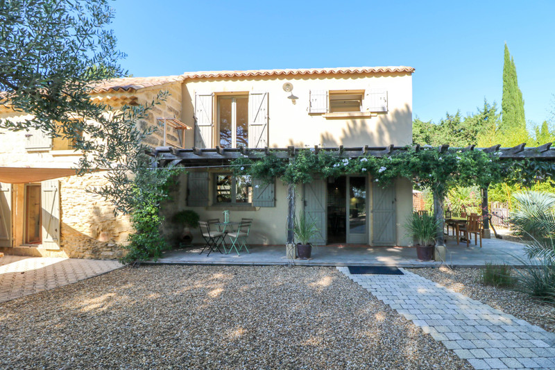 French property for sale in Saint-Maximin, Gard - €525,000 - photo 1