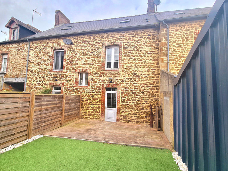 French property for sale in Saint-Fraimbault, Orne - €79,999 - photo 8