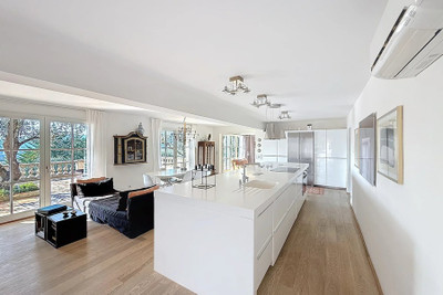 French property for sale in Mouans-Sartoux, Alpes-Maritimes - €2,200,000 - photo 3