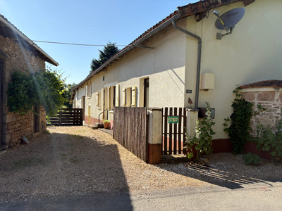 Maison à vendre à Saint-Saud-Lacoussière, Dordogne, Aquitaine, avec Leggett Immobilier