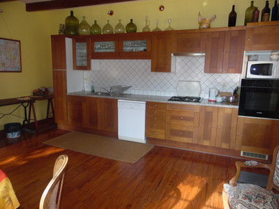 French property for sale in Lansac, Gironde - €275,000 - photo 6