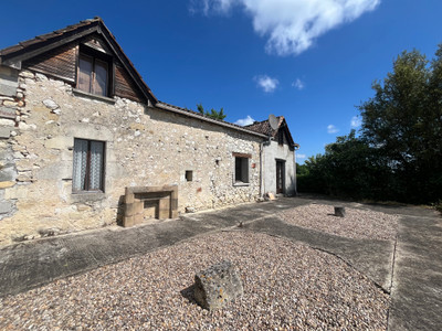 French property for sale in Saint-Vivien, Dordogne - €85,000 - photo 1