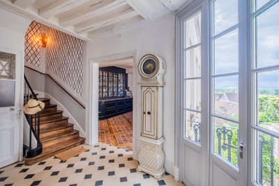 French property for sale in Joigny, Yonne - €635,000 - photo 3