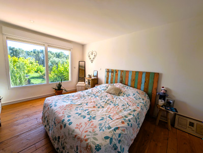 French property for sale in Vedène, Vaucluse - €399,000 - photo 6