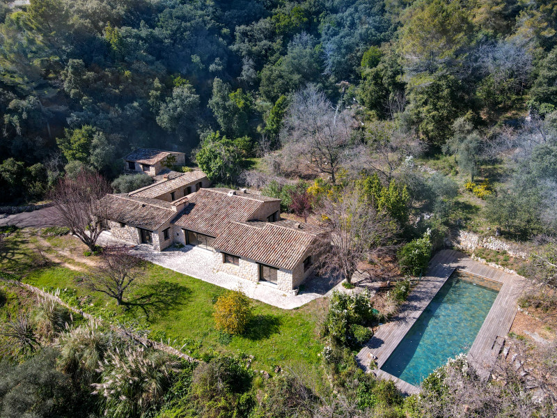 house for sale in Provence-Côte-D'Azur (Provence - Alpes - Côte d'Azur)