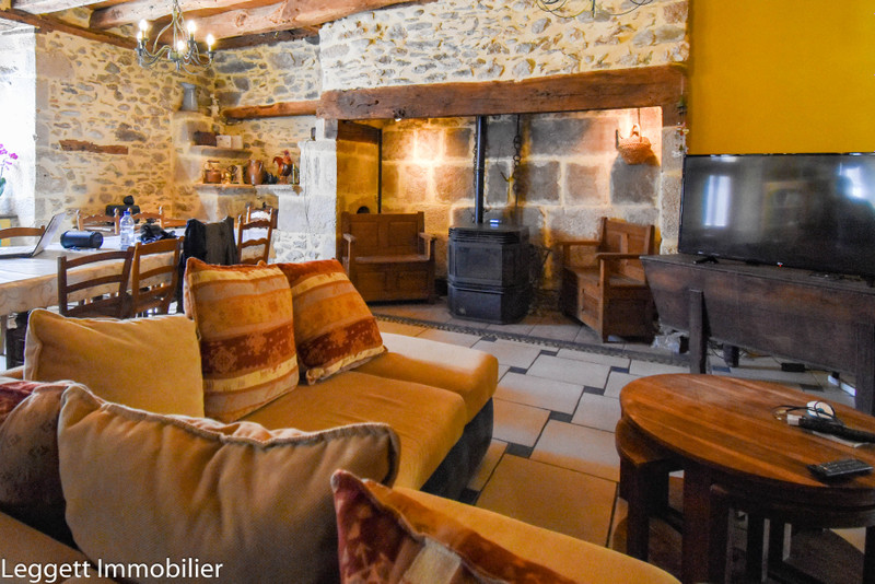 House for sale in ArgentatsurDordogne Corrèze Spacious detached character property ( Gite