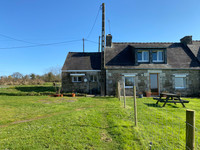 Propriété à vendre à Lohuec, Côtes-d'Armor - 77 000 € - photo n°1