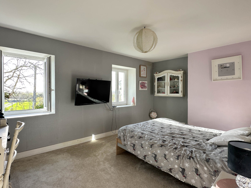 French property for sale in Migron, Charente-Maritime - €272,000 - photo 6