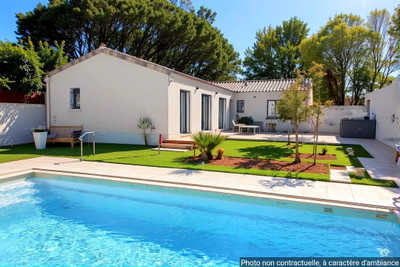 house for sale in Vaucluse