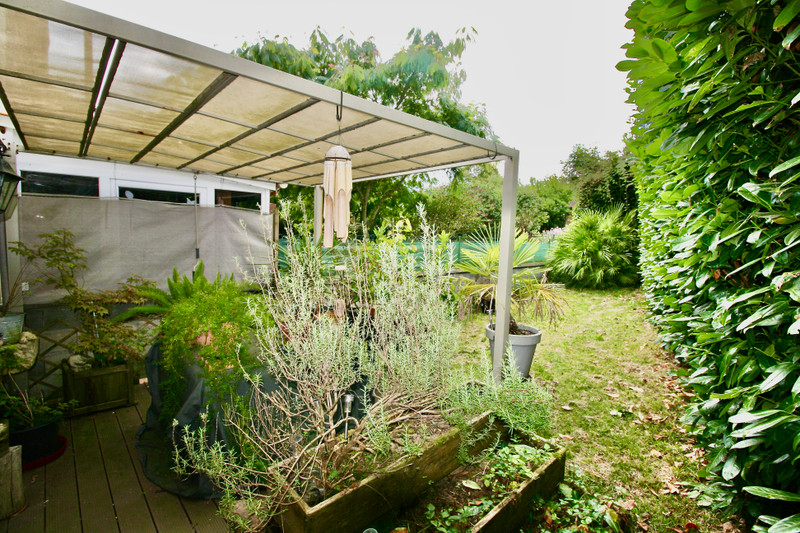 French property for sale in Écuras, Charente - €250,000 - photo 6