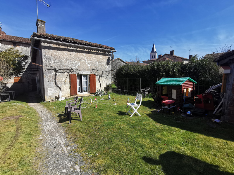 House for sale in ChampagneMouton Charente Charming village house divided into two units