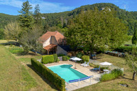 Propriété à vendre à Montcabrier, Lot - 396 000 € - photo n°1