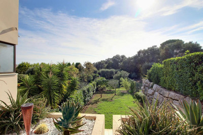 French property for sale in Antibes, Alpes-Maritimes - €620,000 - photo 8