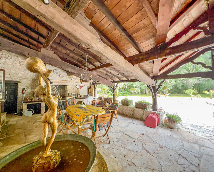 French property for sale in Loubès-Bernac, Lot-et-Garonne - €999,000 - photo 8