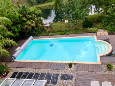 French property for sale in Luxé, Charente - €295,000 - photo 1