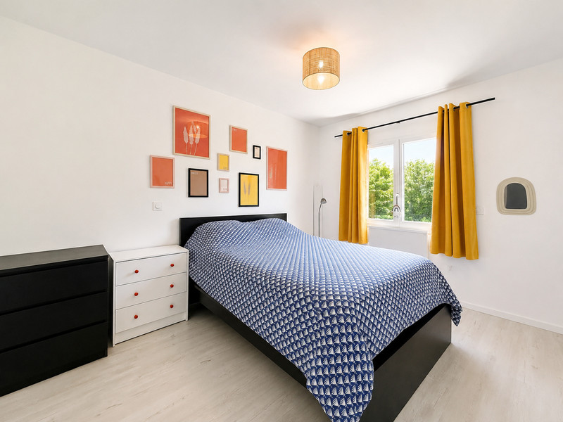 French property for sale in Sadirac, Gironde - €345,000 - photo 4