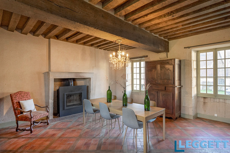 French property for sale in La Celle-sur-Nièvre, Nièvre - €425,000 - photo 4