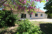 Maison à vendre à Bournand, Vienne - 179.500 € - photo 1