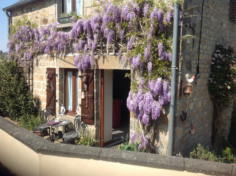 Maison à vendre à Sourdeval, Manche - 71.600 € - photo 1
