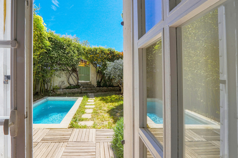 French property for sale in Rustrel, Vaucluse - €460,000 - photo 1