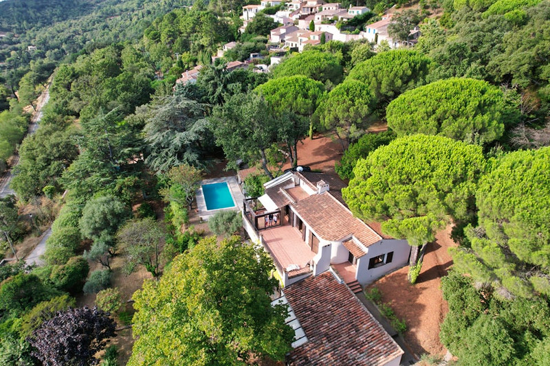 French property for sale in La Garde-Freinet, Var - €145,263 - photo 6