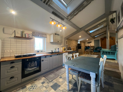 French property for sale in Sainte-Foy-la-Grande, Gironde - €378,000 - photo 8