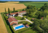 Propriété à vendre à Villefagnan, Charente - 699 600 € - photo n°2