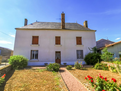 French property for sale in Assais-les-Jumeaux, Deux-Sèvres - €119,900 - photo 1