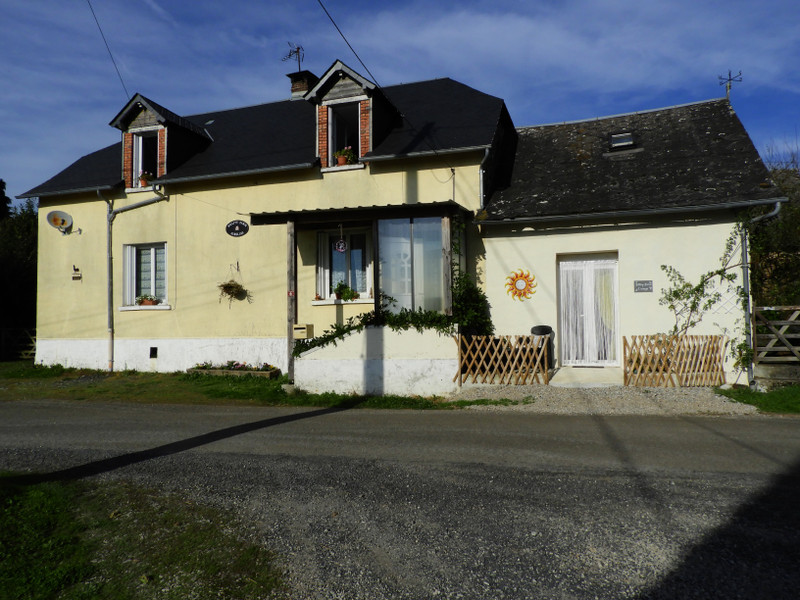 Maison à vendre à Lagraulière, Corrèze - 245.900 € - photo 1