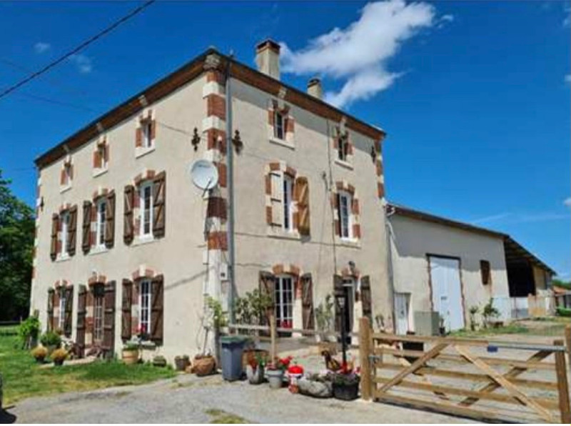 Maison à vendre à Saint-Sornin-la-Marche, Haute-Vienne - 412 340 € - photo 1 Maison à vendre à Saint-Sornin-la-Marche, Haute-Vienne - 412 340 € - photo 1