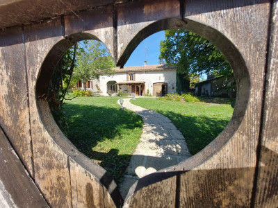 French property for sale in Villebois-Lavalette, Charente - €399,000 - photo 9