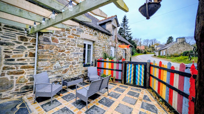 French property for sale in Bon Repos sur Blavet, Côtes-d'Armor - €125,350 - photo 1
