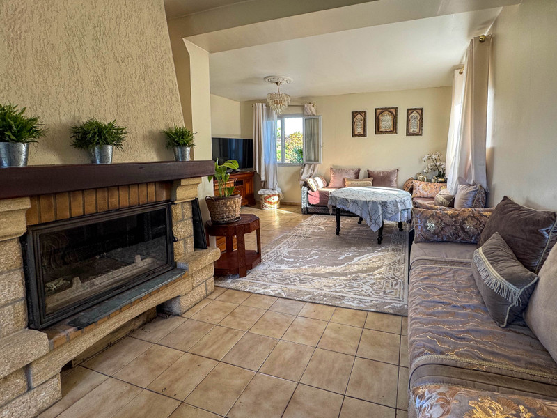 French property for sale in Montcuq-en-Quercy-Blanc, Lot - €247,312 - photo 5