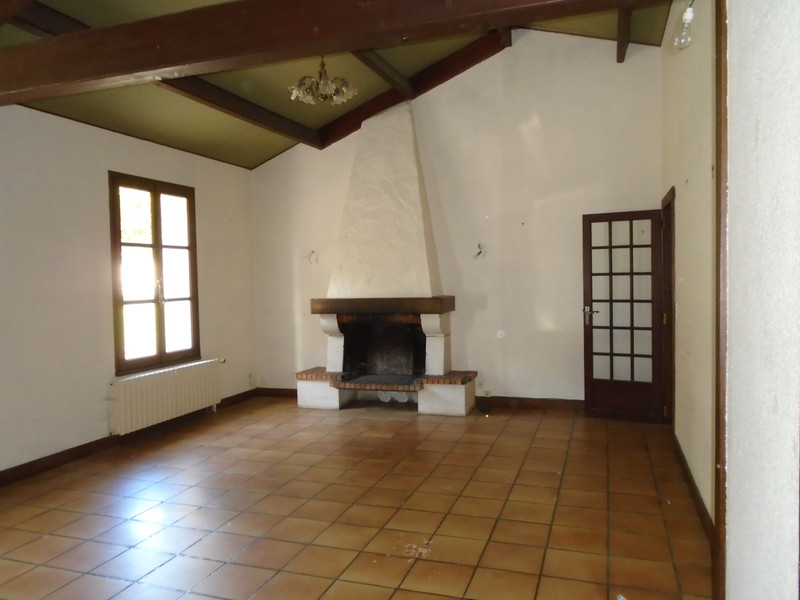 French property for sale in Joussé, Vienne - &#8364;99,000 - photo 4