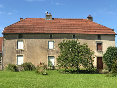 Maison à vendre à Chauvirey-le-Châtel, Haute-Saône, Franche-Comté, avec Leggett Immobilier