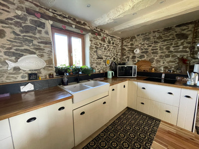 French property for sale in Saint-Caradec, Côtes-d'Armor - €199,800 - photo 3