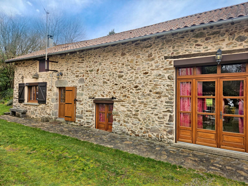 Propriété à vendre à La Chapelle-Montbrandeix, Haute-Vienne - 159 000 €