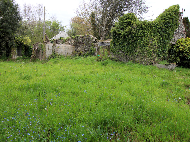 French property for sale in Loqueffret, Finistère - €88,000 - photo 9