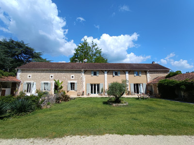 French property for sale in Périgueux, Dordogne - €692,000 - photo 1