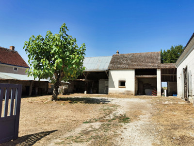 French property for sale in Montrichard, Loir-et-Cher - €162,000 - photo 1
