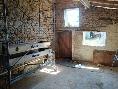 French property for sale in Pleuville, Charente - €99,000 - photo 3