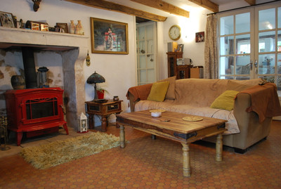 French property for sale in Saulgé, Vienne - €125,000 - photo 4