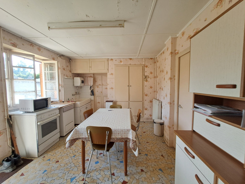 French property for sale in Cressy-sur-Somme, Saône-et-Loire - €59,600 - photo 4