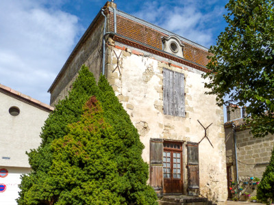 Maison à vendre à Gontaud-de-Nogaret, Lot-et-Garonne, Aquitaine, avec Leggett Immobilier
