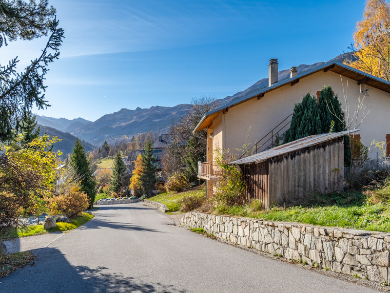 Ski property for sale in Meribel - €1,475,000 - photo 0