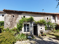 Maison à vendre à Champagné-le-Sec, Vienne - 162.000 € - photo 2