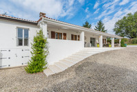Maison à vendre à Sers, Charente - 350 000 € - photo 4