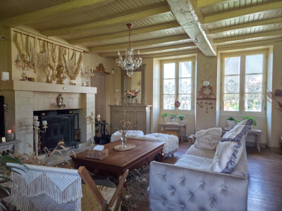 French property for sale in Valdelaume, Deux-Sèvres - €185,000 - photo 2