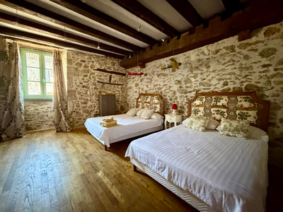 French property for sale in Rochechouart, Haute-Vienne - €274,990 - photo 8